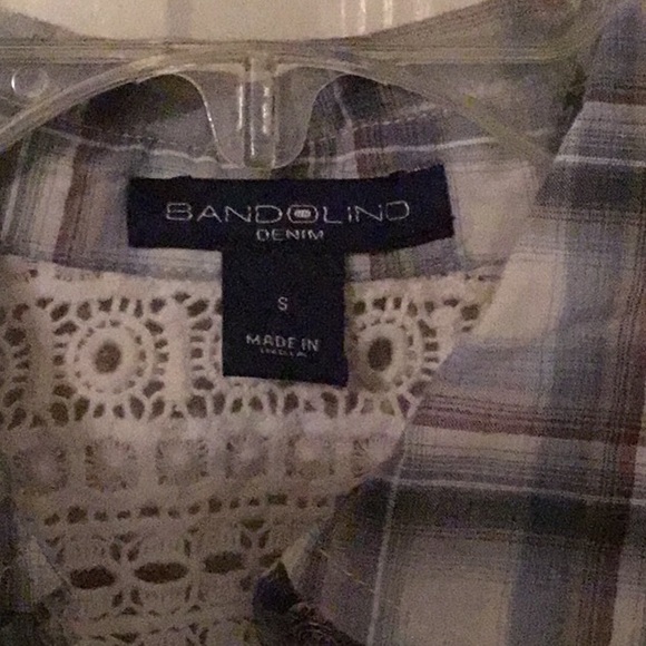 CLOSET CLEAN OUT Bandolino button up shirt - Picture 3 of 5